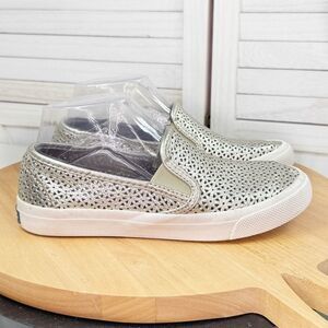 Sperry Seaside Perforated Leather‎ Slip On Sneakers Metallic Sliver 6.5